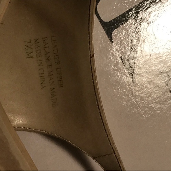 Gorgeous Tan Leather Slingback Pumps by Anne Klein - Picture 9 of 16